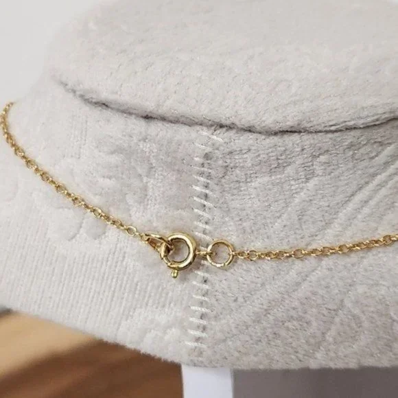 Hamsa Hand Necklace gold Tone - Picture 6 of 6